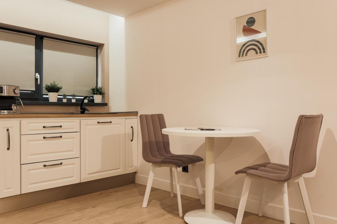 Aparthotel Nest Inn Meteor Cluj-Napoca Ngoại thất bức ảnh