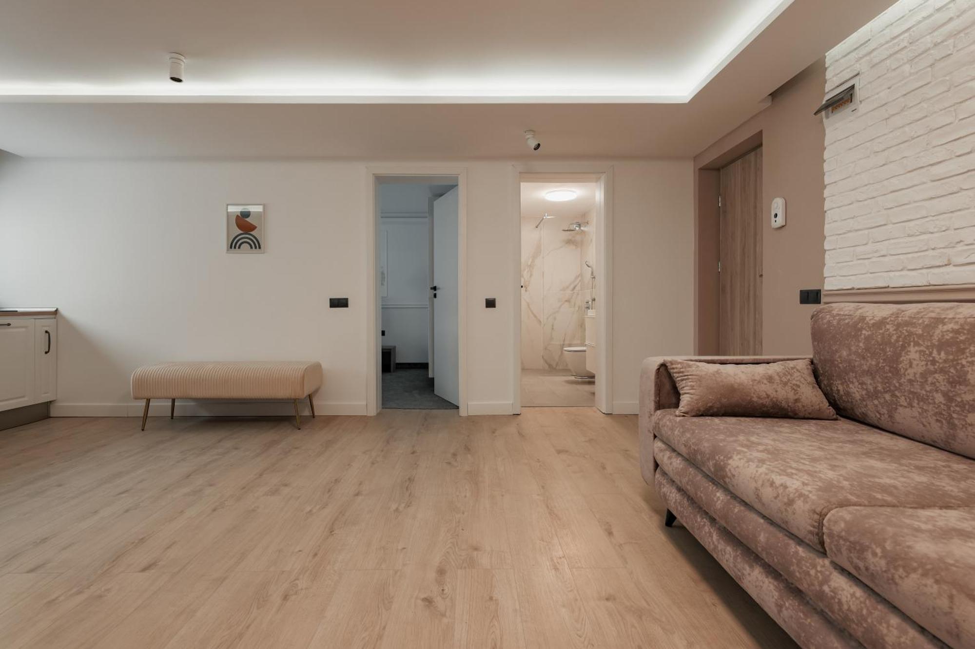 Aparthotel Nest Inn Meteor Cluj-Napoca Ngoại thất bức ảnh